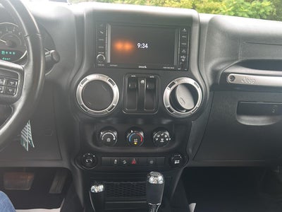 2018 Jeep Wrangler JK Sahara 4x4