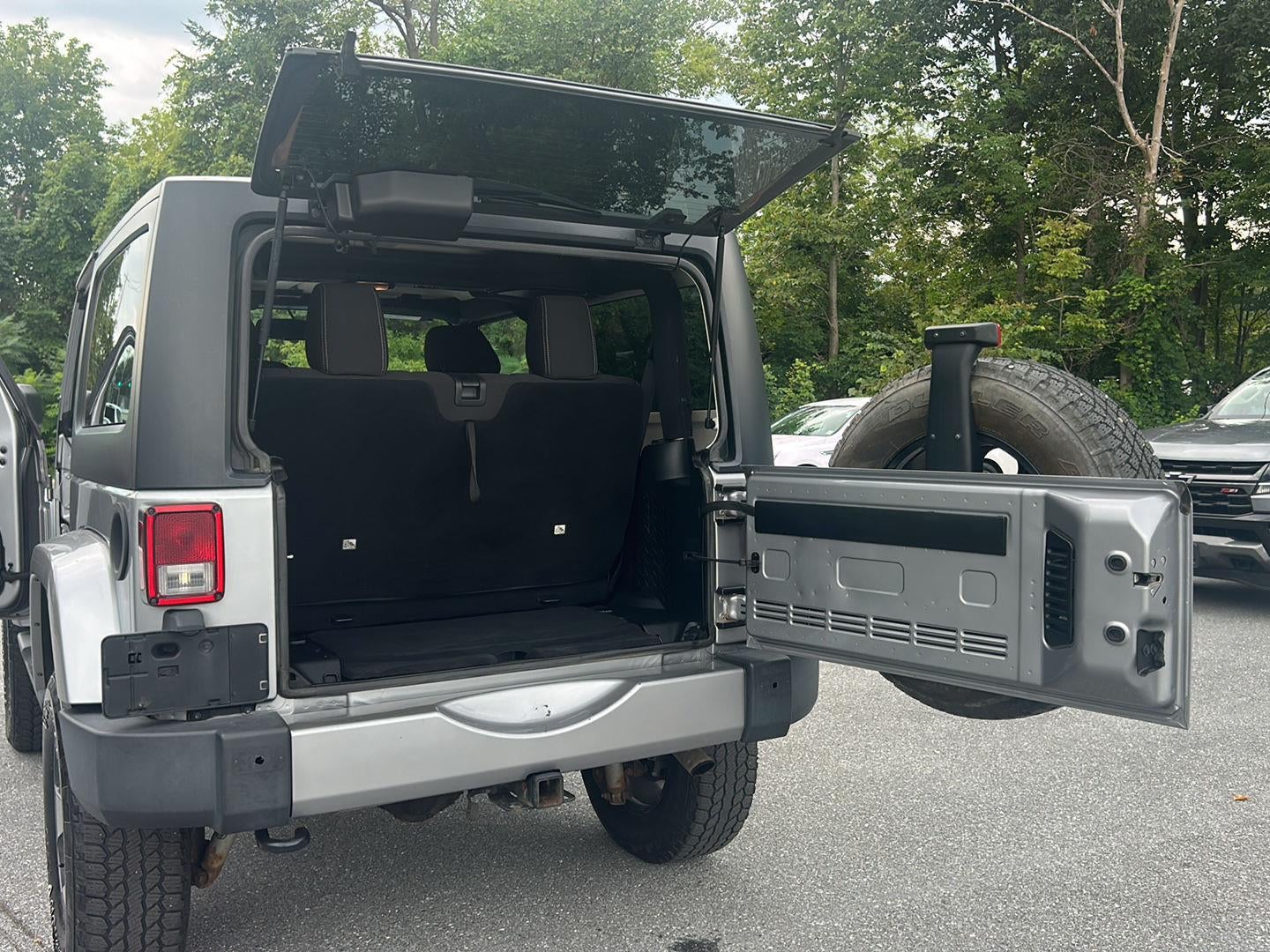2018 Jeep Wrangler JK Sahara 4x4
