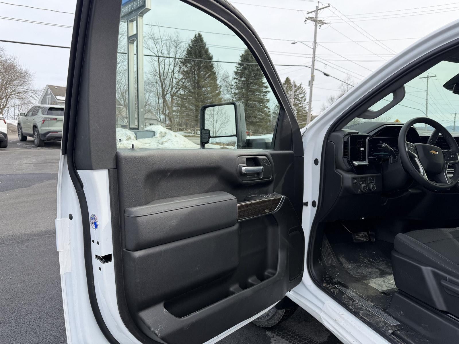 2026 Chevrolet Silverado 3500 HD Chassis Cab LT