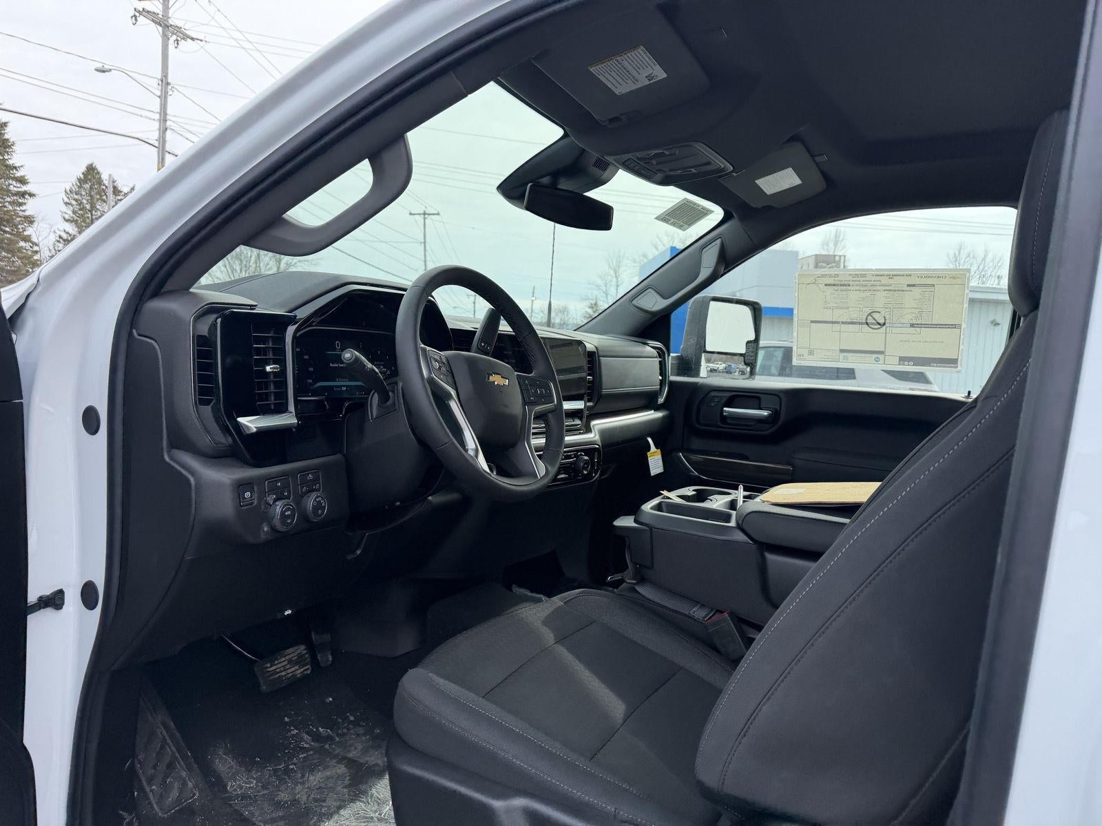 2026 Chevrolet Silverado 3500 HD Chassis Cab LT