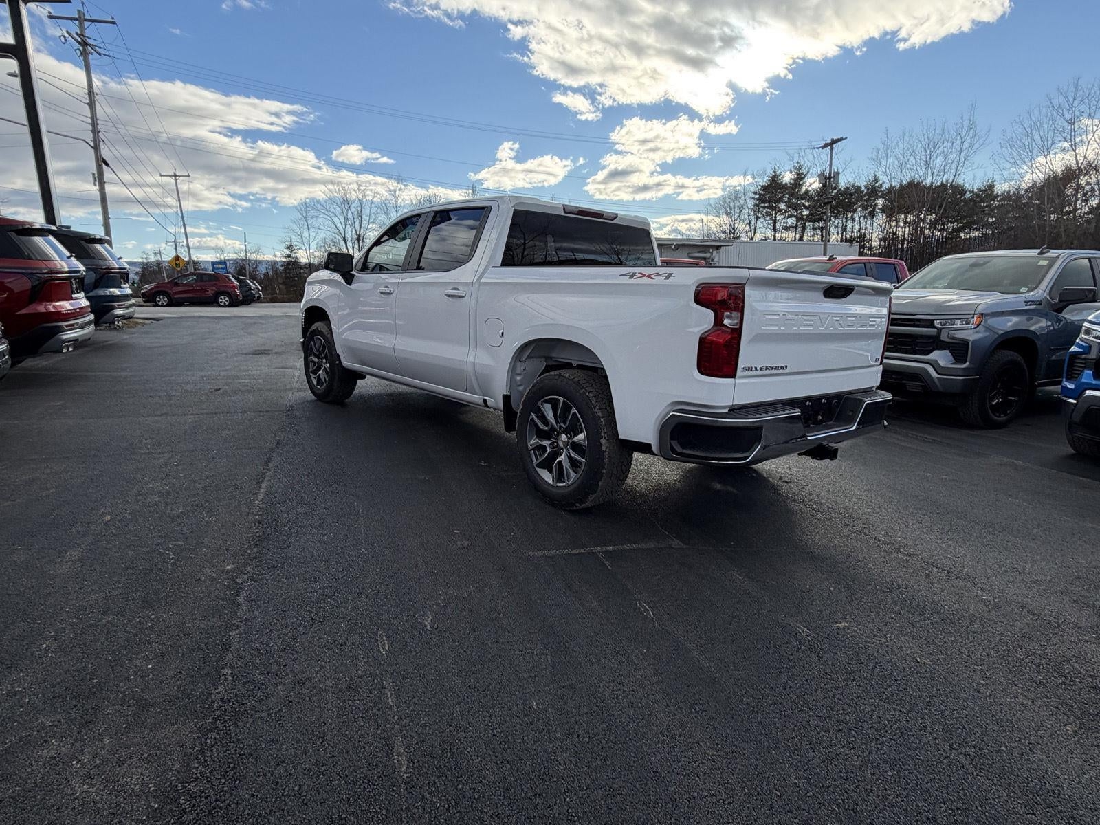 2026 Chevrolet Silverado 1500 LT (2FL)