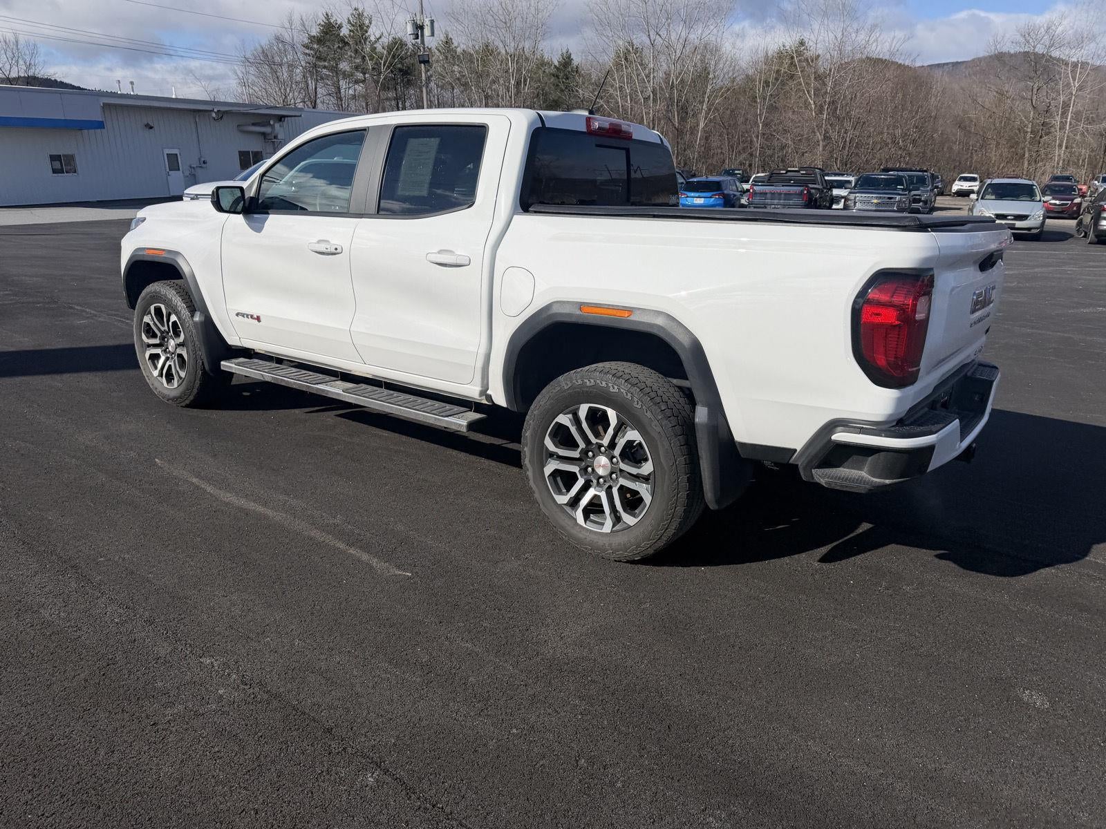 2023 GMC Canyon AT4