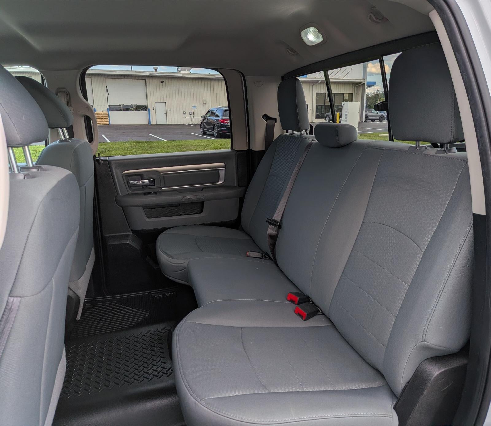 2020 RAM 1500 Classic SLT Crew Cab 4x4 6'4" Box
