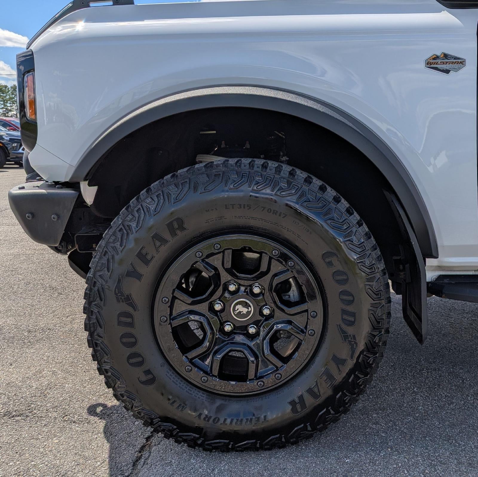 2023 Ford Bronco Base