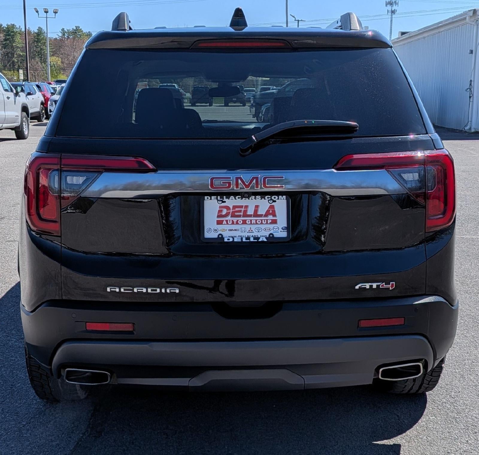 2023 GMC Acadia AT4
