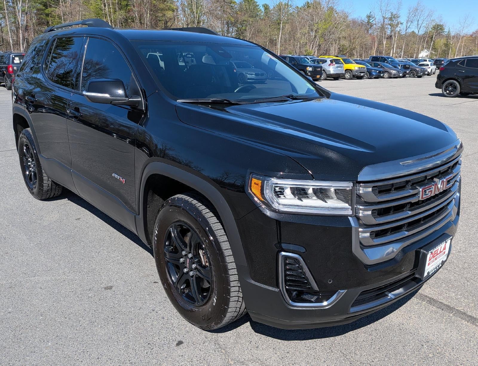 2023 GMC Acadia AT4