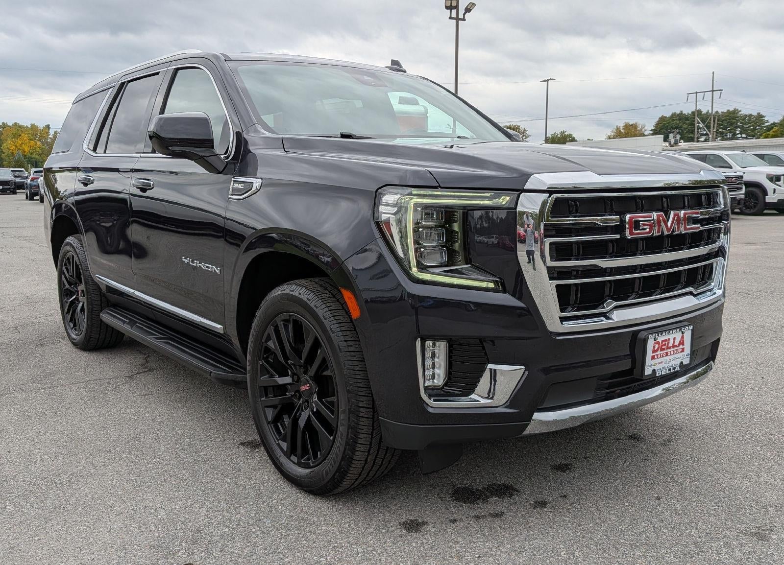 2023 GMC Yukon SLT