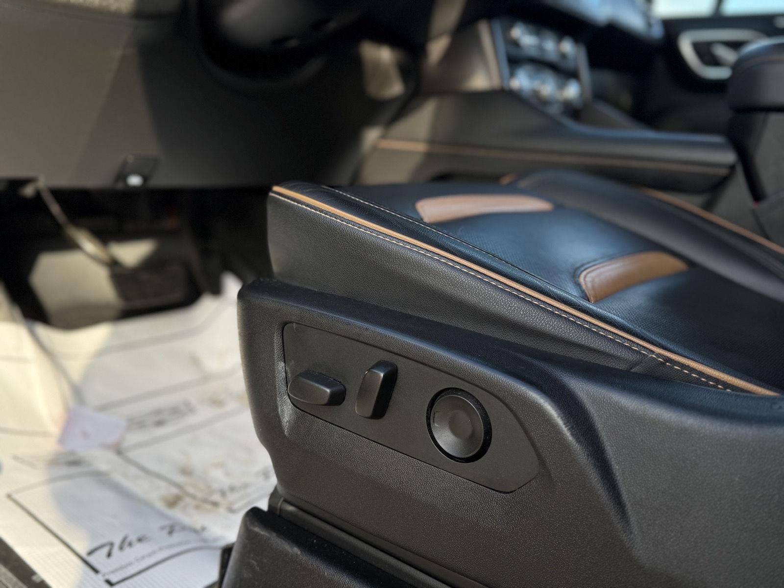 2022 GMC Yukon XL AT4