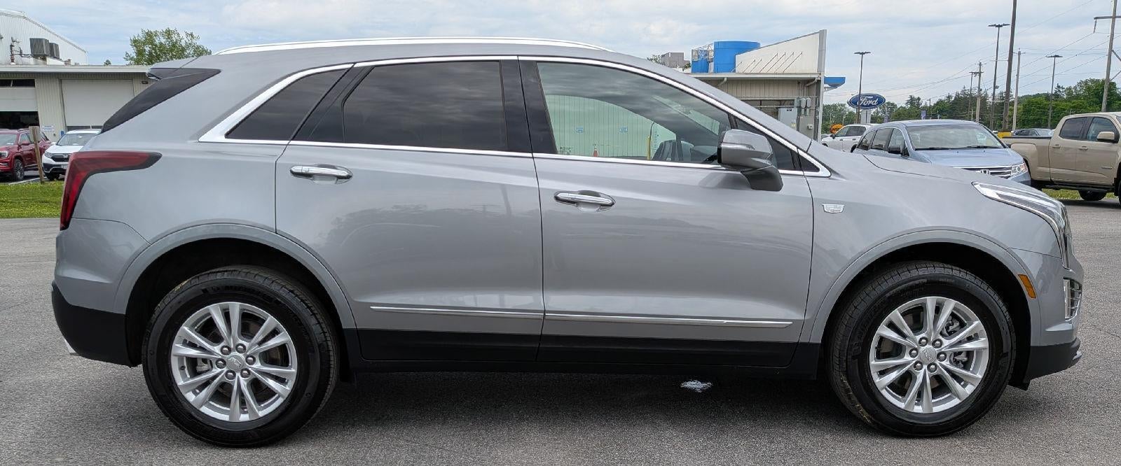 2025 Cadillac XT5 Luxury