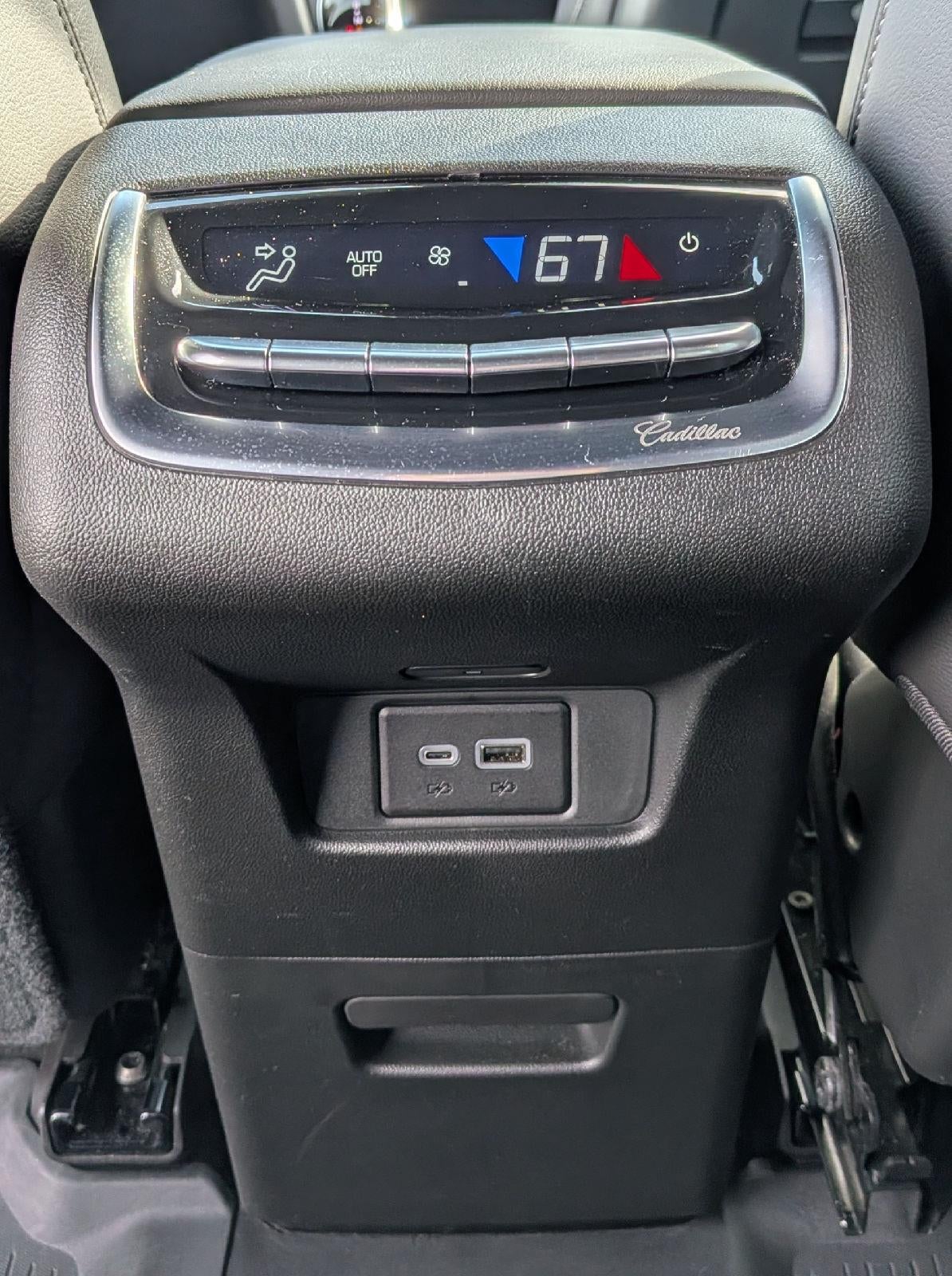 2024 Cadillac XT6 Luxury