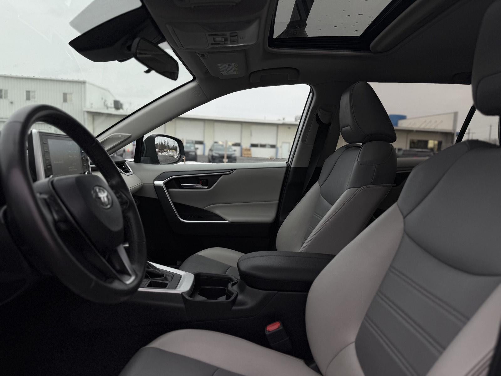 2019 Toyota RAV4 XLE Premium