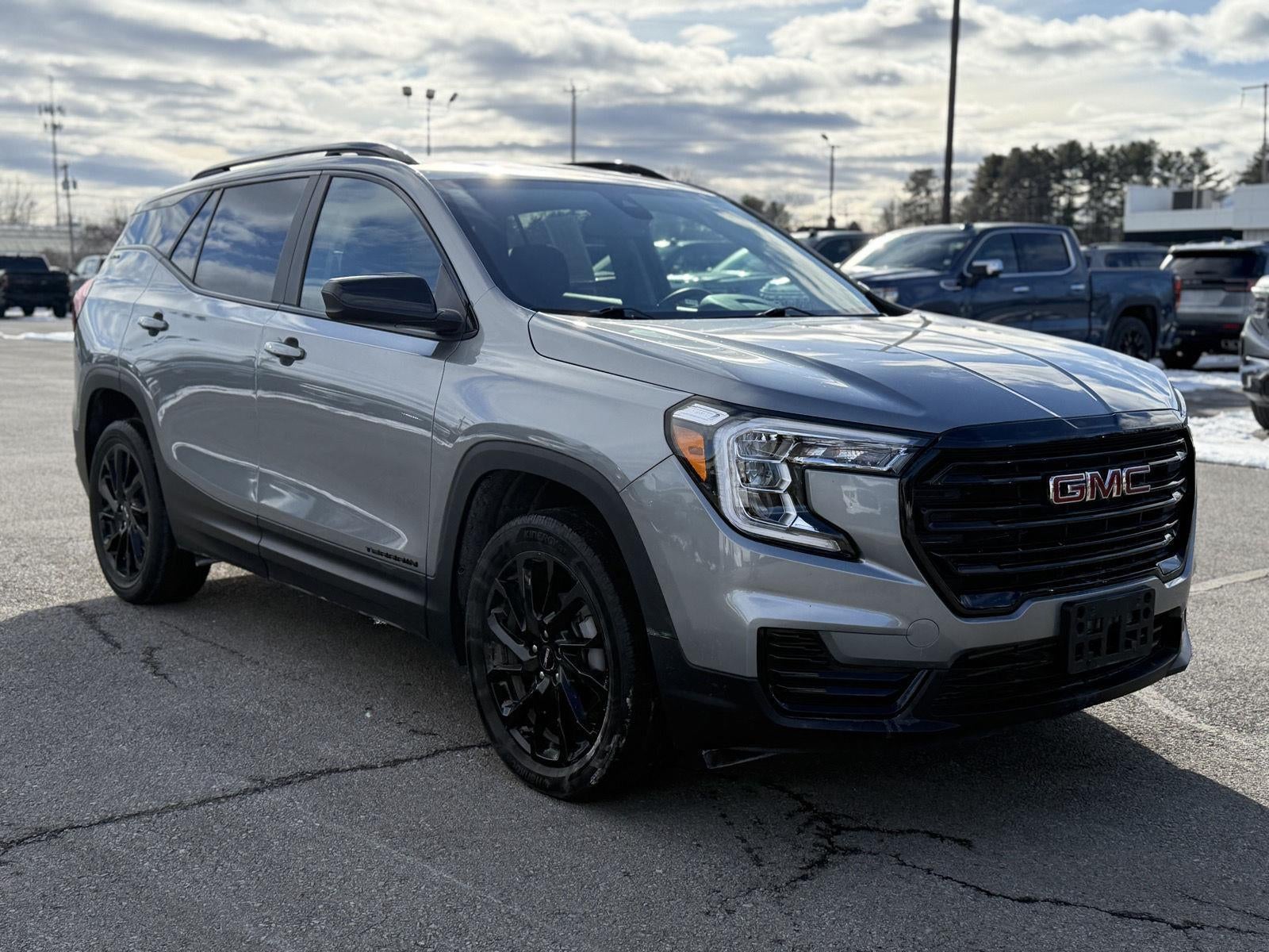 2023 GMC Terrain SLE