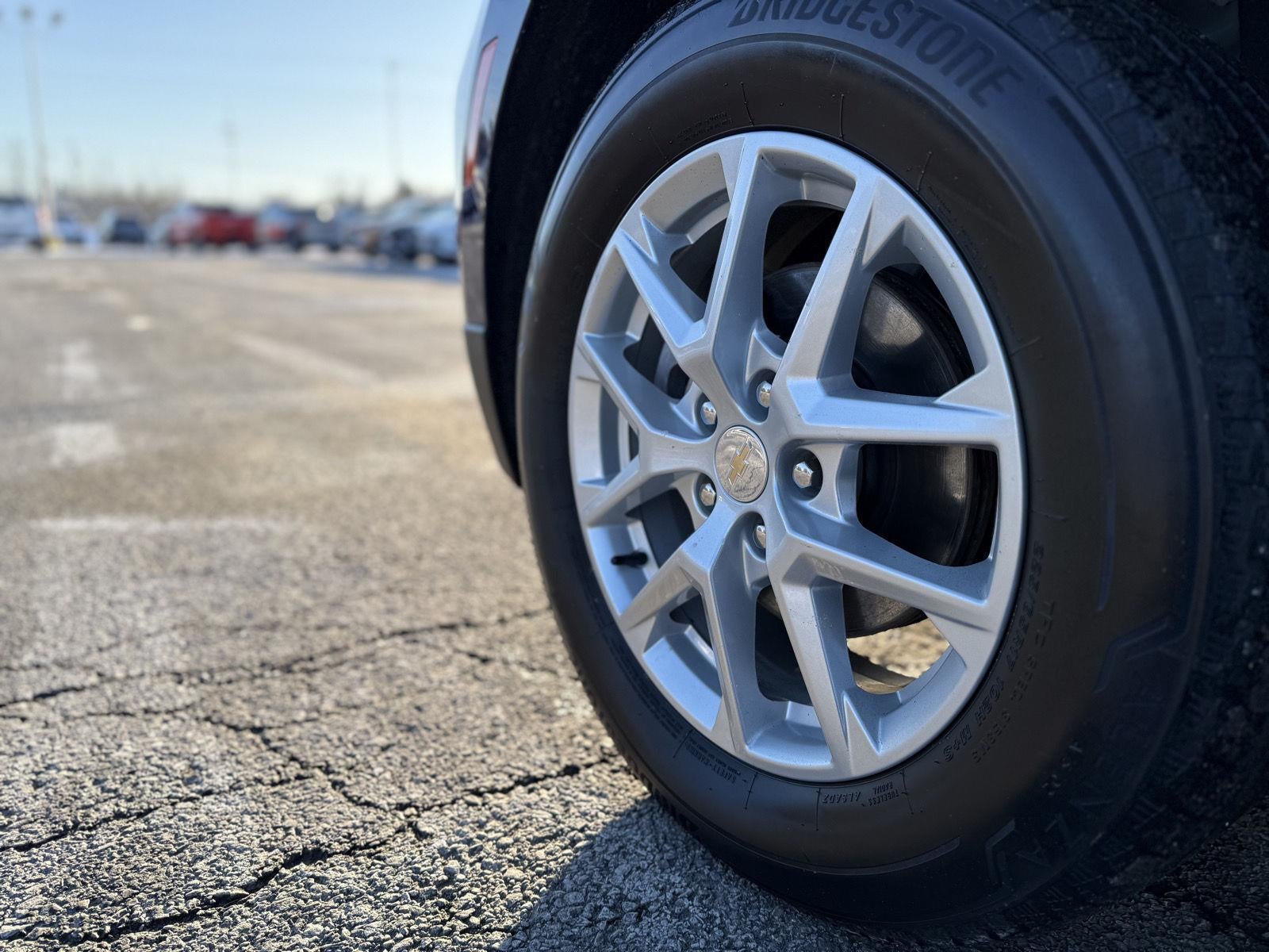 2023 Chevrolet Equinox LS