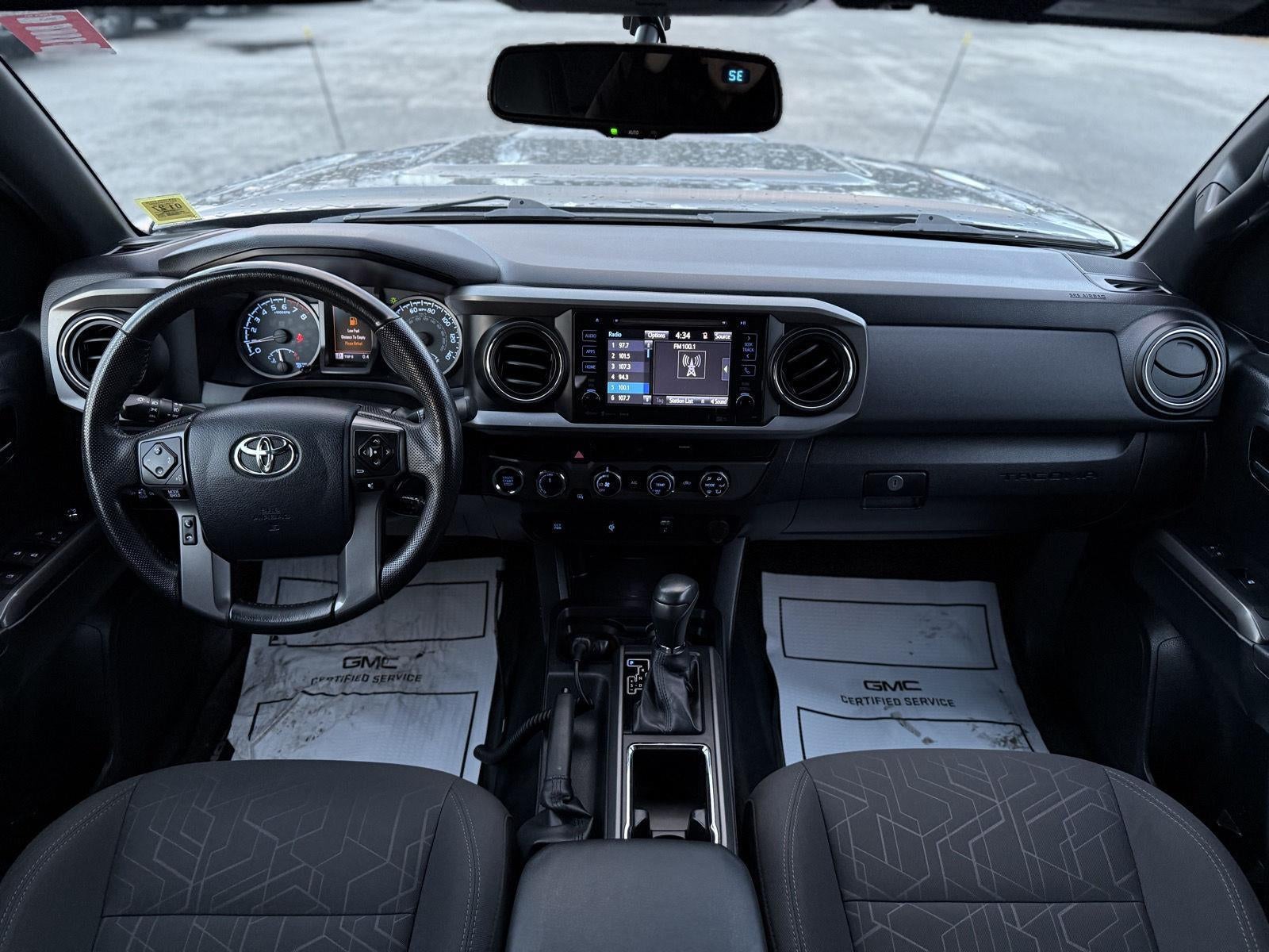 2016 Toyota Tacoma SR