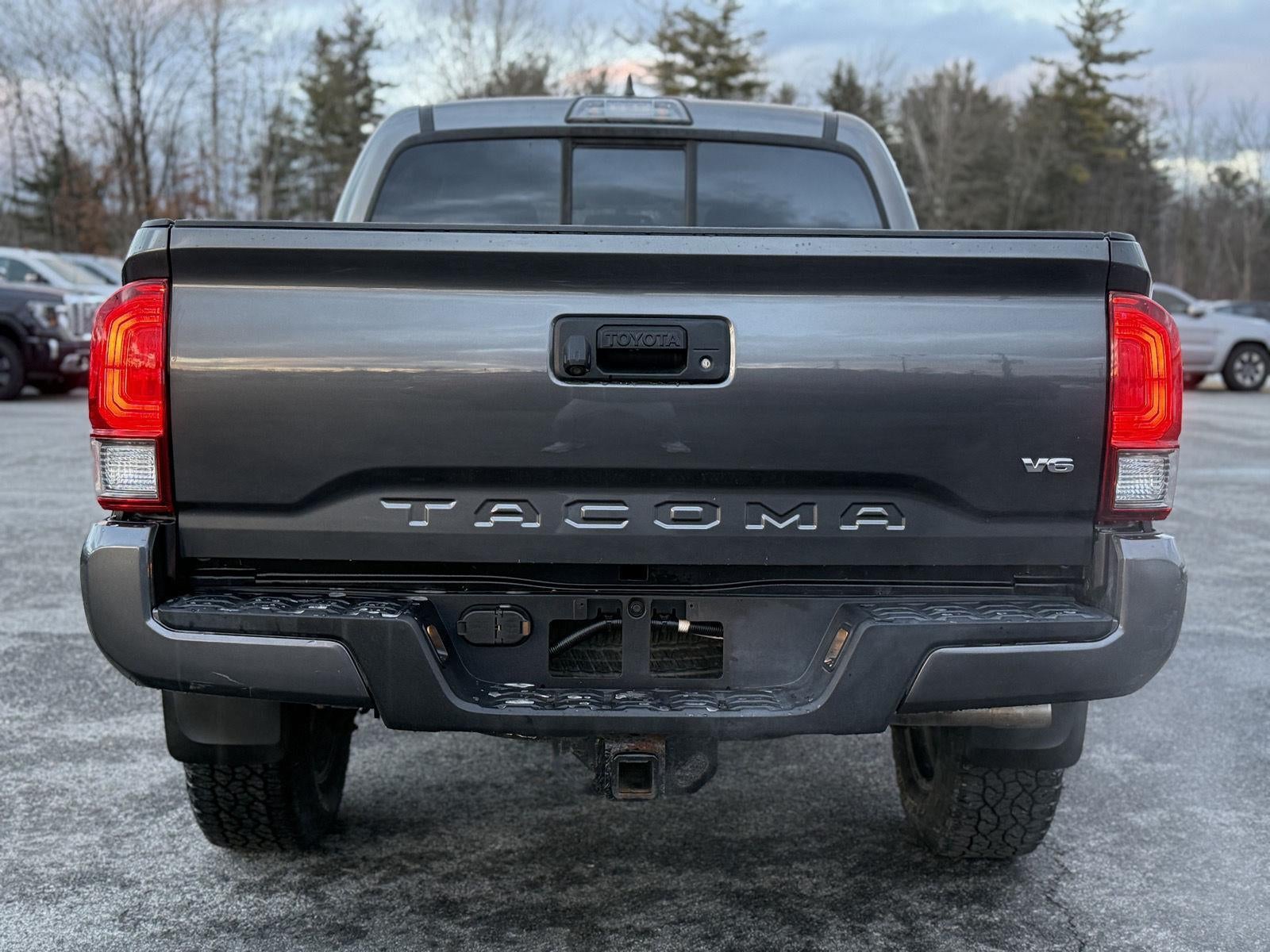 2016 Toyota Tacoma SR