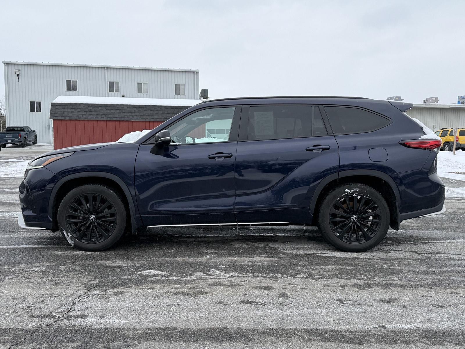 2023 Toyota Highlander L