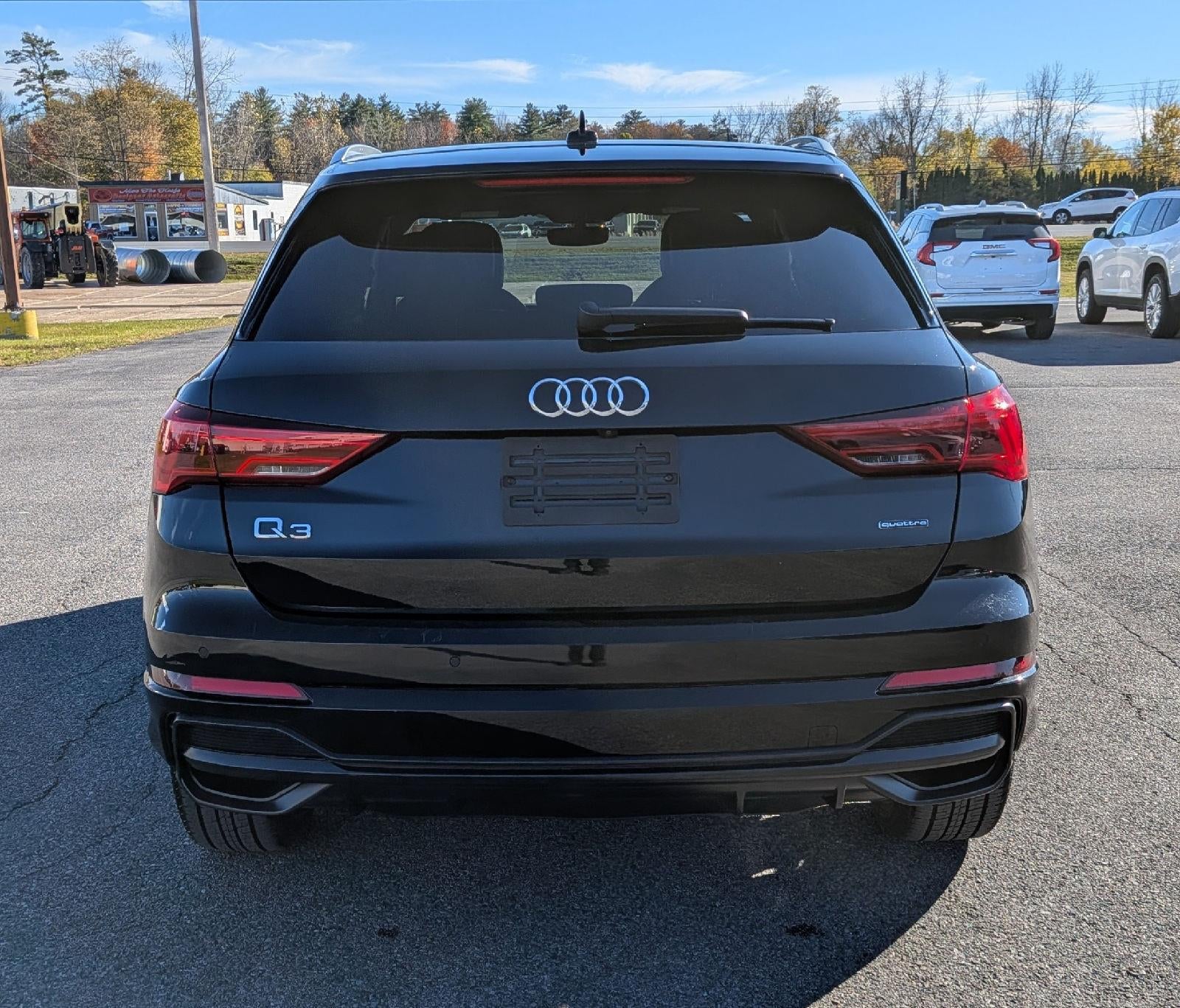 2022 Audi Q3 S line Premium