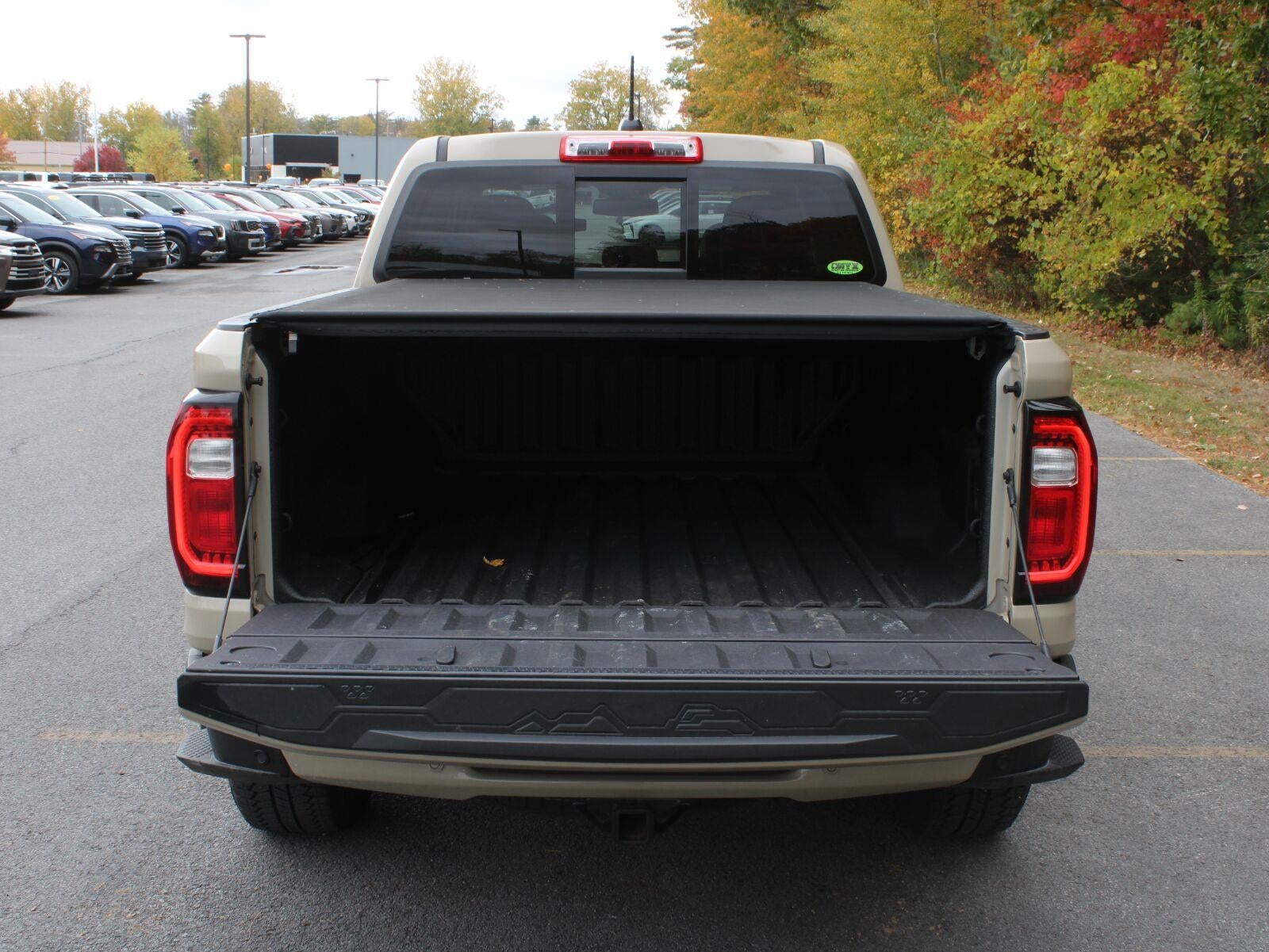 2024 GMC Canyon 4WD AT4
