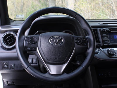 2016 Toyota RAV4 SE