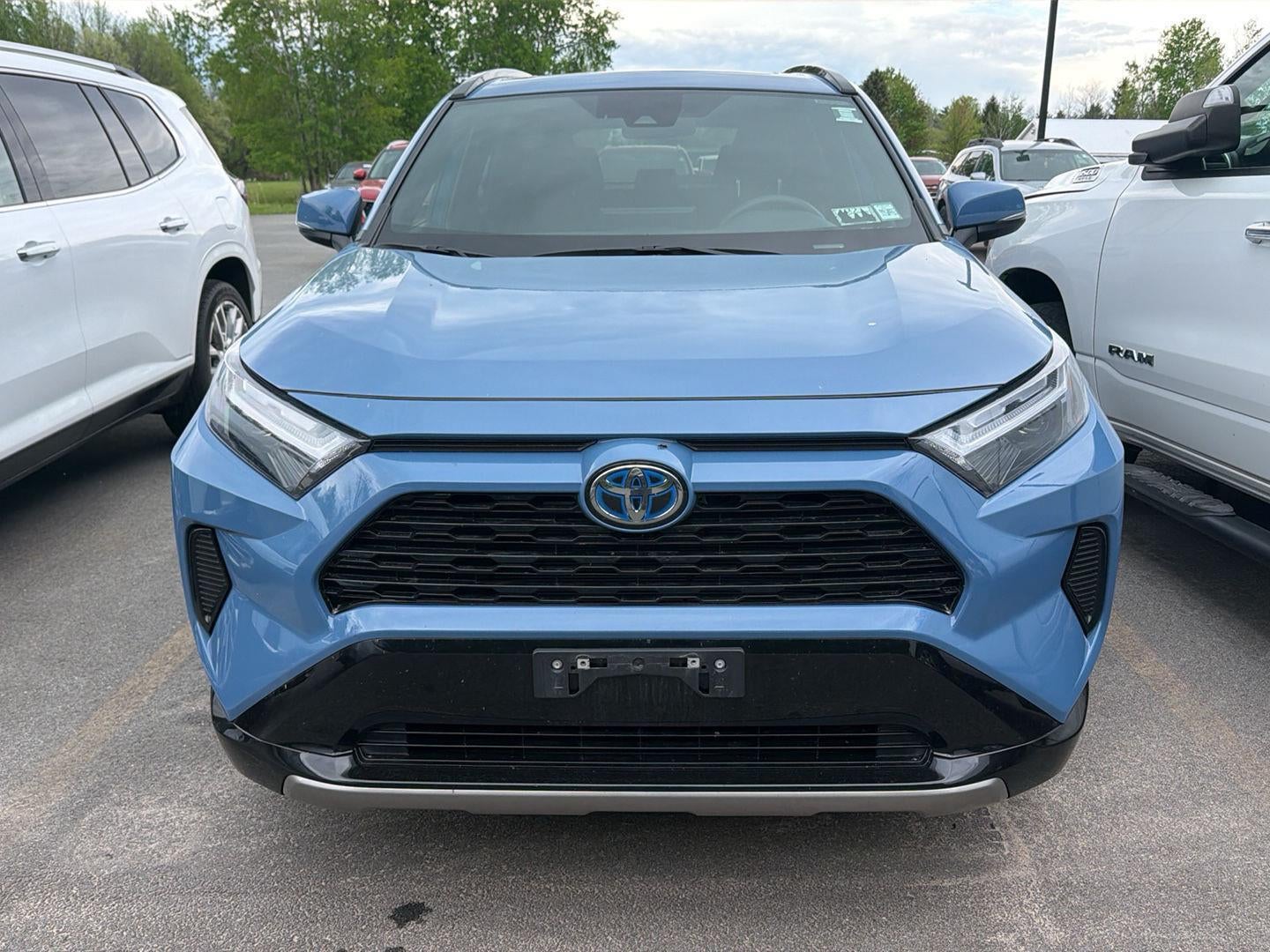2024 Toyota RAV4 Hybrid SE