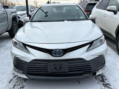 2022 Toyota Camry Hybrid XLE