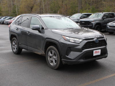 2022 Toyota RAV4 Hybrid XLE