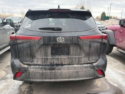 2020 Toyota Highlander LE