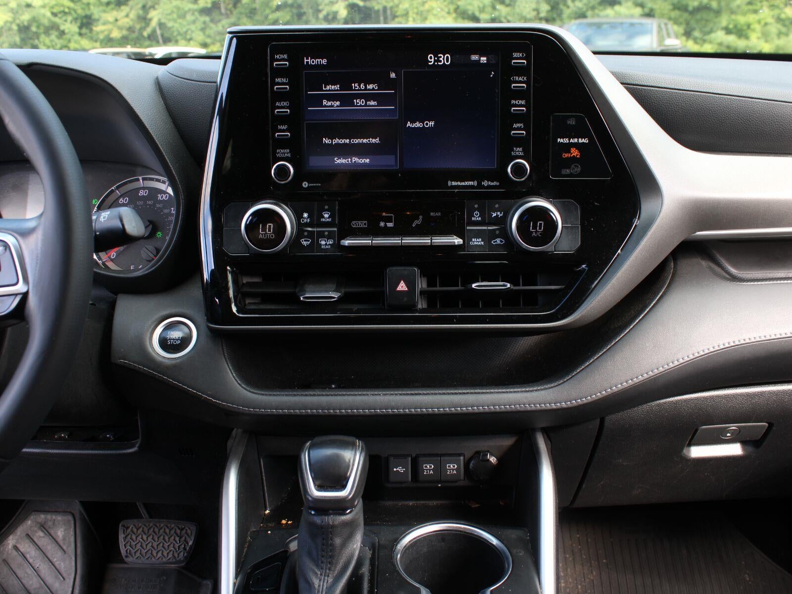 2021 Toyota Highlander LE