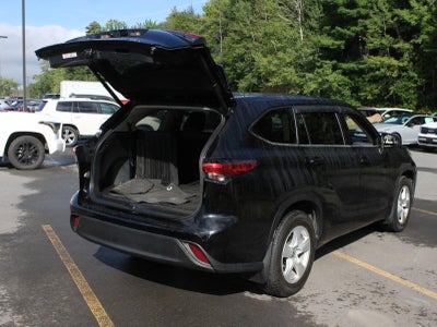 2021 Toyota Highlander LE