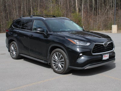 2022 Toyota Highlander Platinum