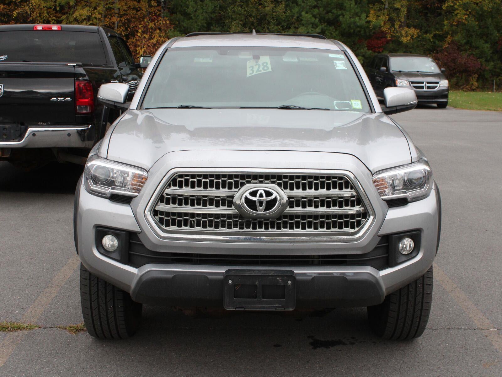 2016 Toyota Tacoma SR5