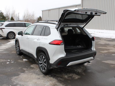 2023 Toyota Corolla Cross XLE