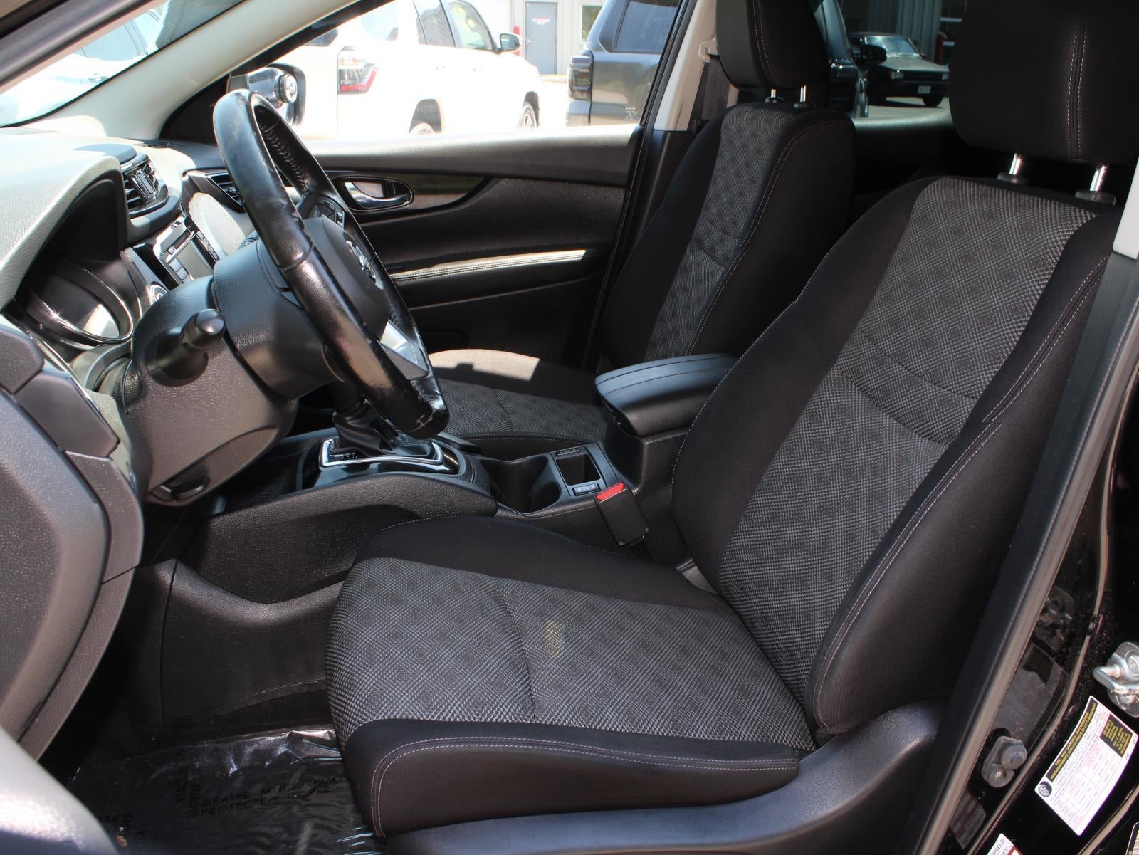2021 Nissan Rogue Sport SV