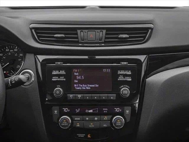2017 Nissan Rogue Sport SV