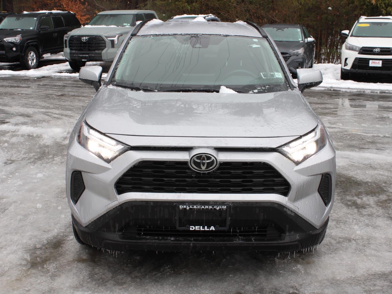 2025 Toyota RAV4 Hybrid XLE