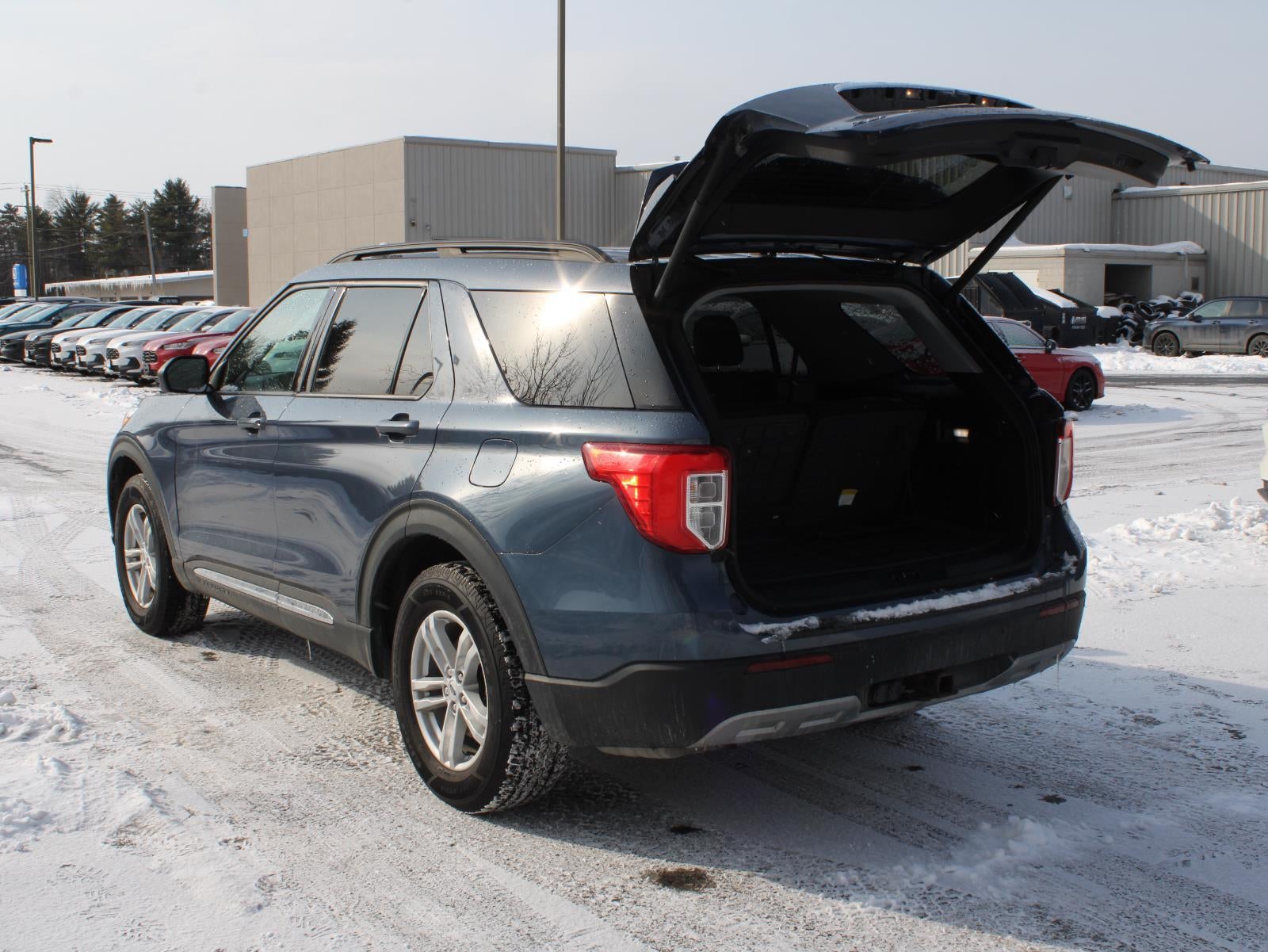 2021 Ford Explorer XLT Four Wheel Drive 10-SPEED AUTOMATIC