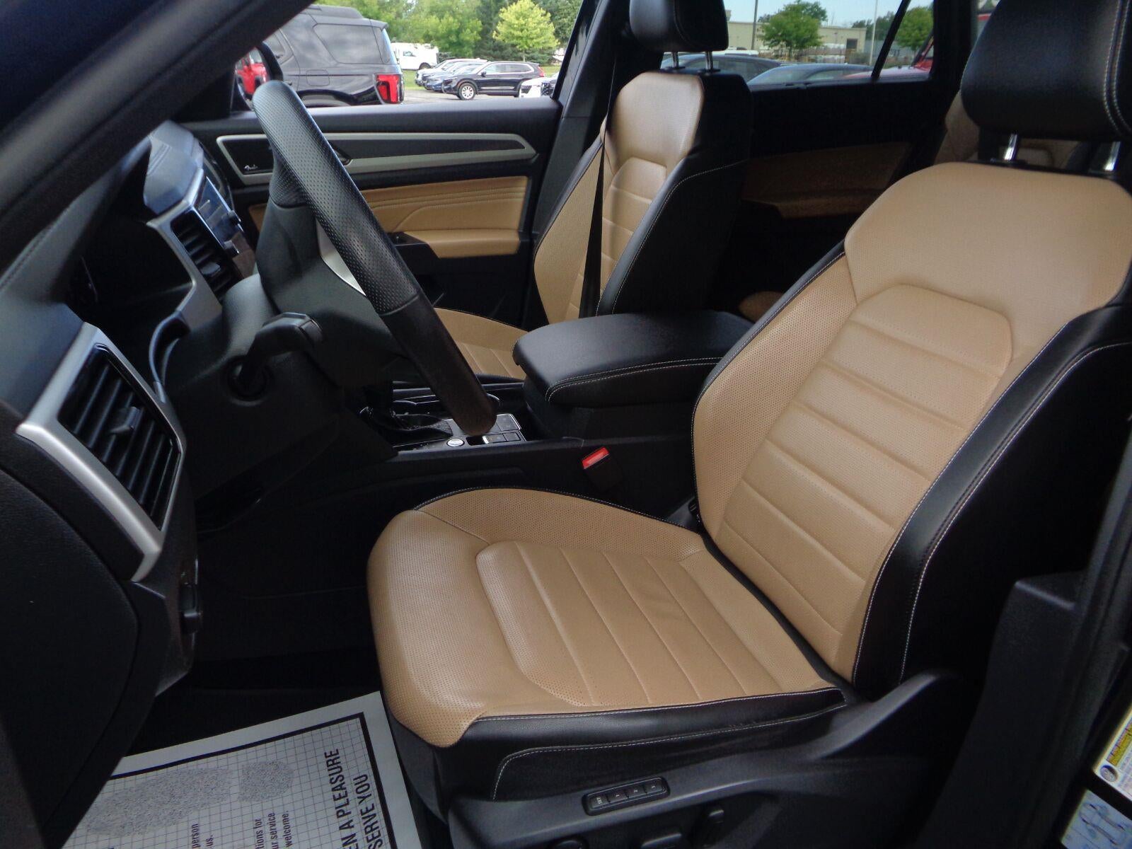 2022 Volkswagen Atlas Cross Sport 3.6L V6 SEL Premium R-Line All Wheel Drive Automatic