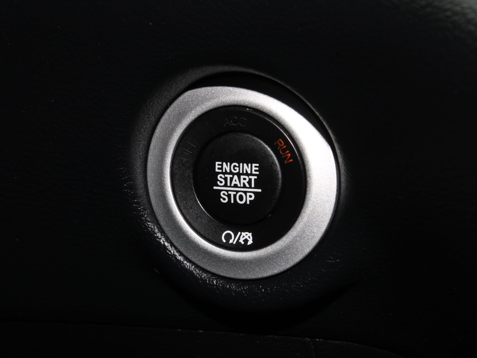 2025 Chrysler Pacifica Select Front Wheel Drive 9-SPEED 948TE AUTOMATIC