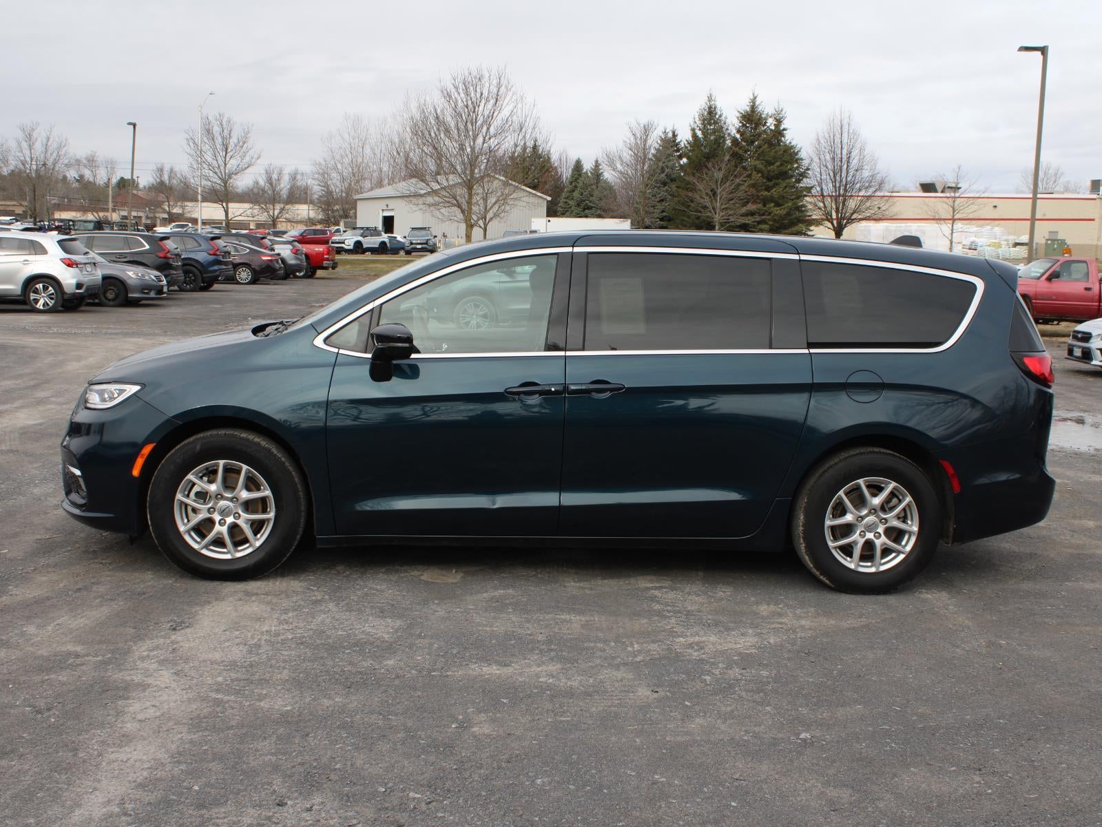 2025 Chrysler Pacifica Select Front Wheel Drive 9-SPEED 948TE AUTOMATIC
