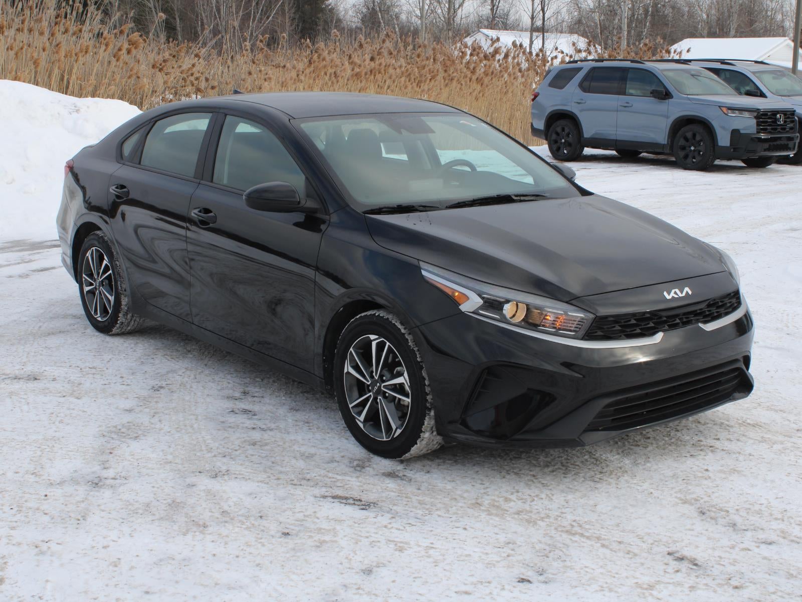2023 Kia Forte LXS Front-wheel Drive Transmission-Auto