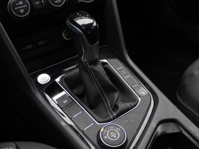 2024 Volkswagen Taos SE All Wheel Drive Auto-Shift Manual