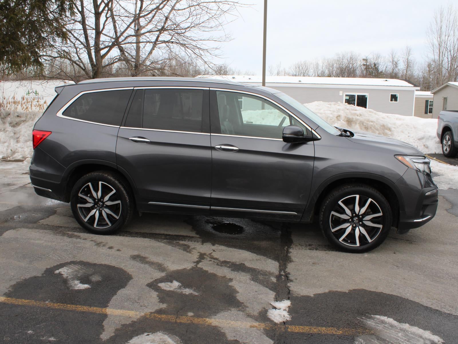 2021 Honda Pilot Touring 8-Passenger All Wheel Drive Automatic