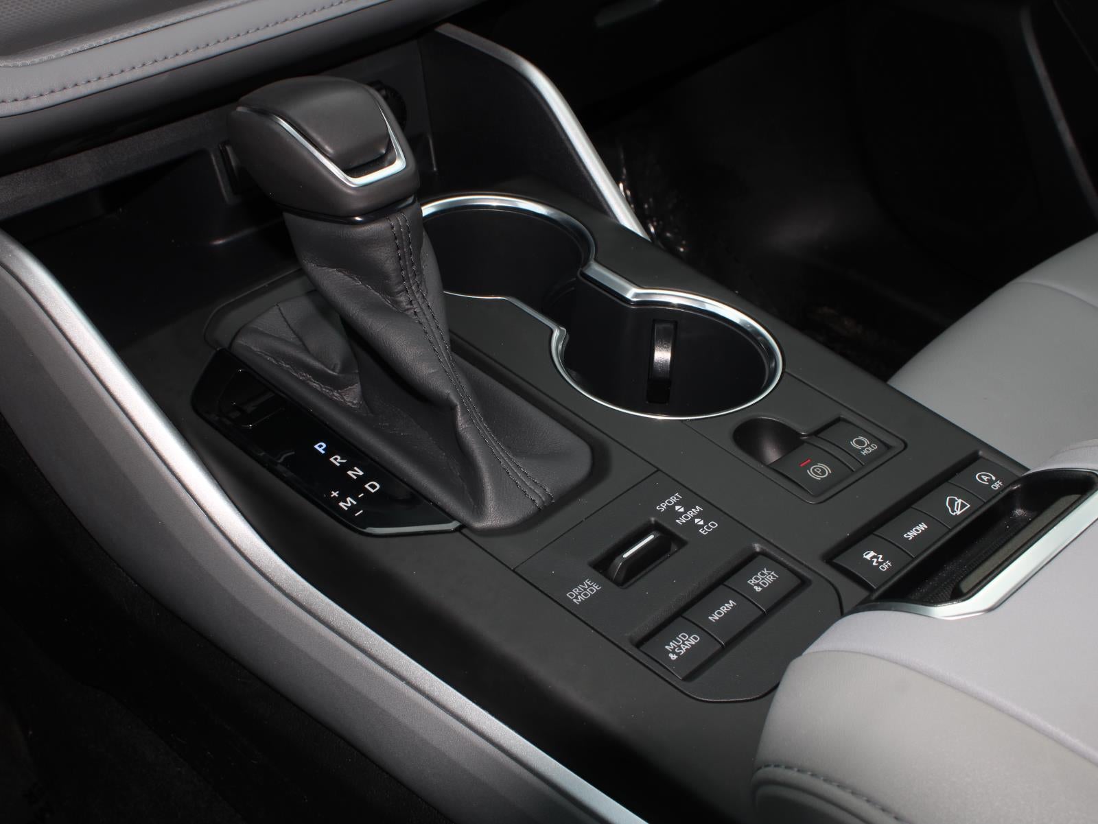 2020 Toyota Highlander XLE All Wheel Drive Automatic