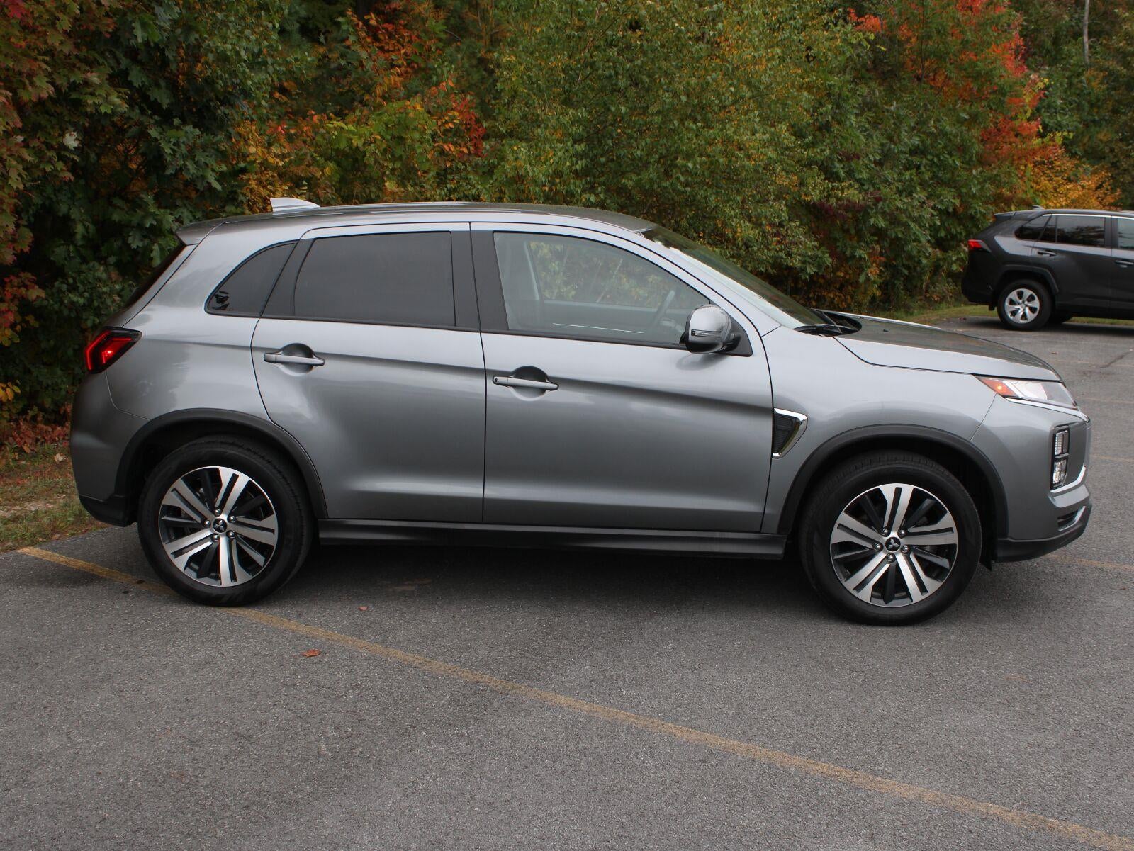2025 Mitsubishi Outlander Sport SE