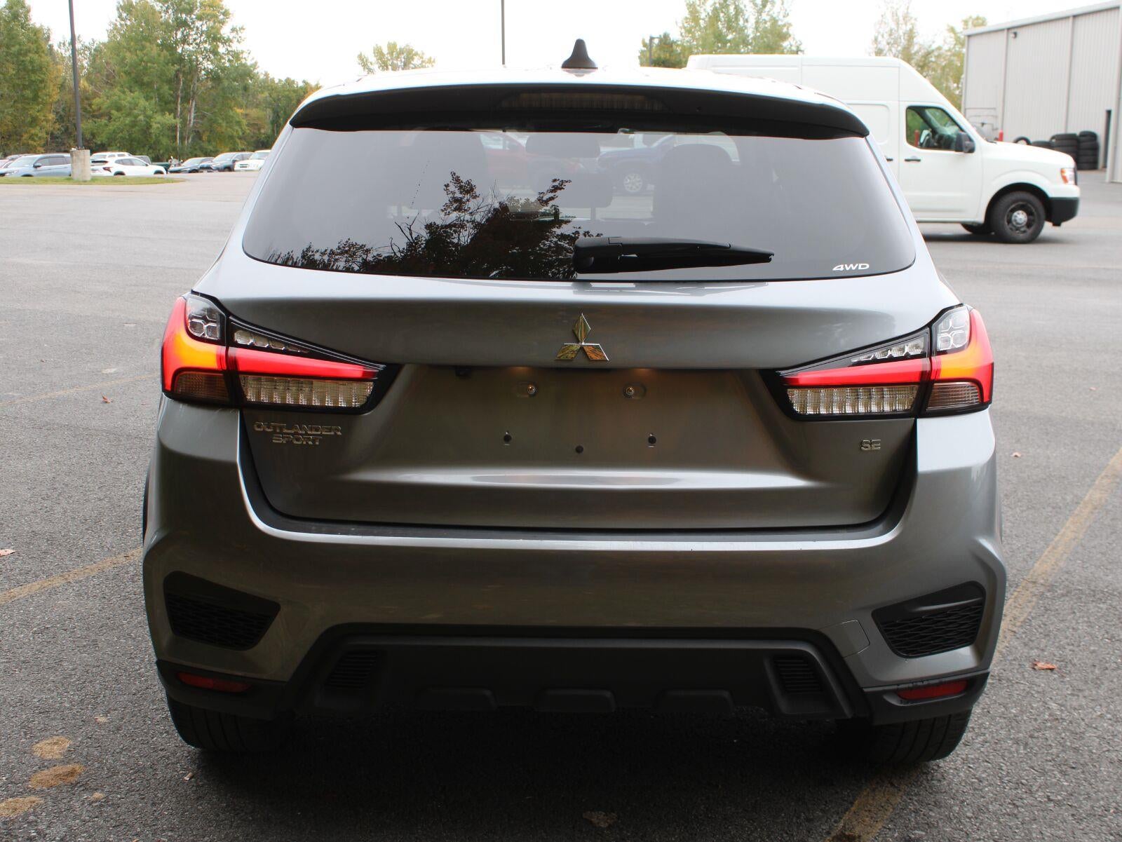 2025 Mitsubishi Outlander Sport SE