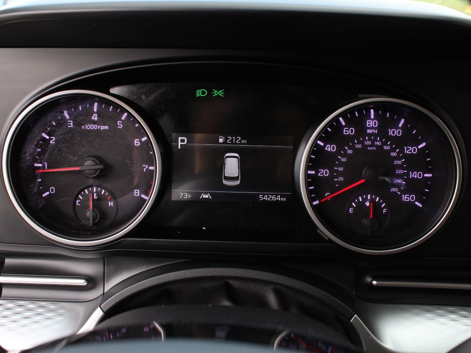 2024 Kia Carnival LX