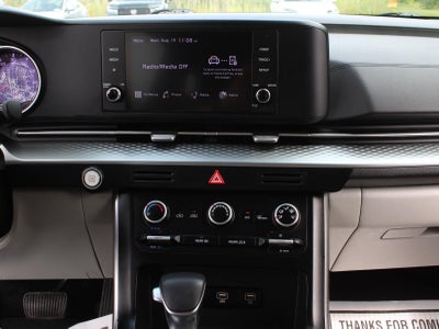 2024 Kia Carnival LX