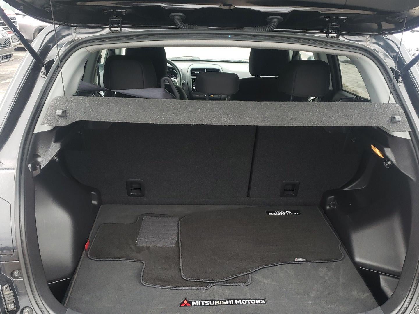 2023 Mitsubishi Outlander Sport ES