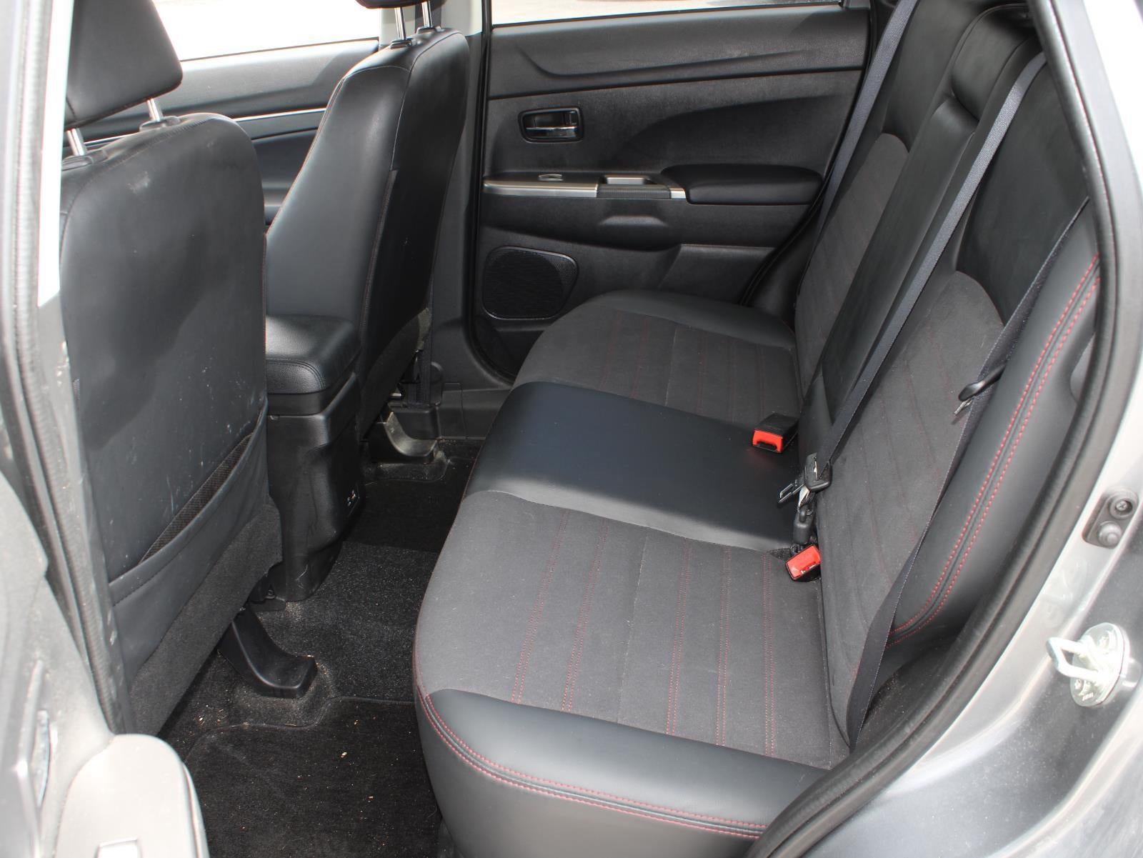 2023 Mitsubishi Outlander Sport SE