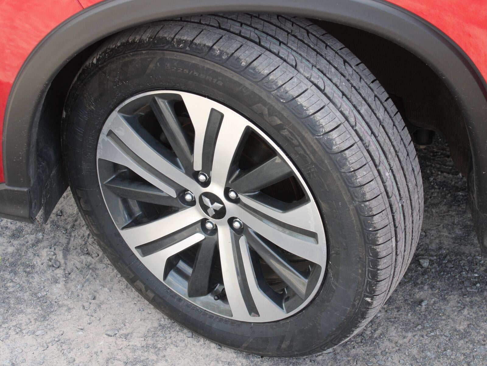 2025 Mitsubishi Outlander Sport ES